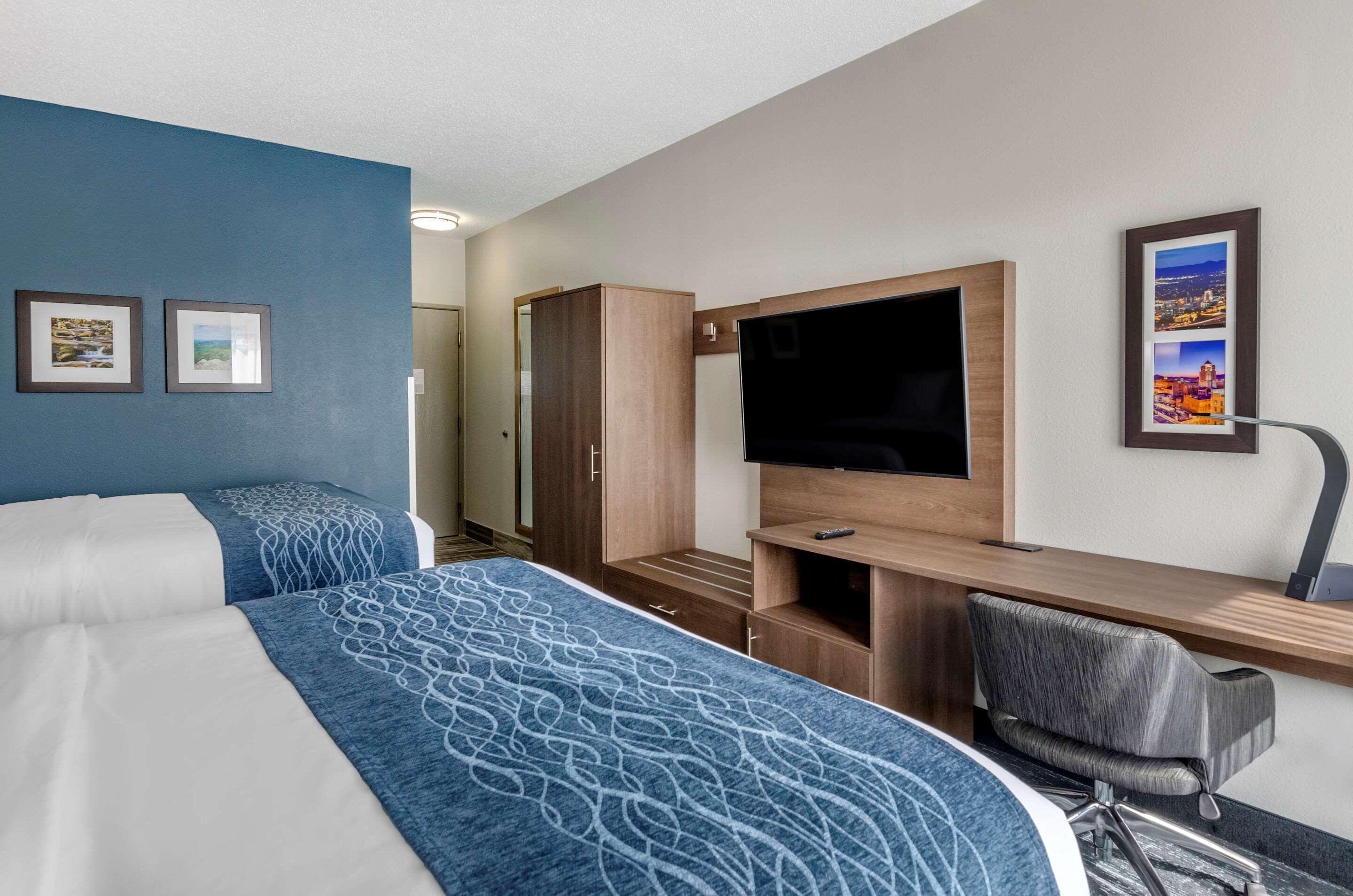 Comfort Inn & Suites Troutville - Roanoke North - Daleville Exterior foto