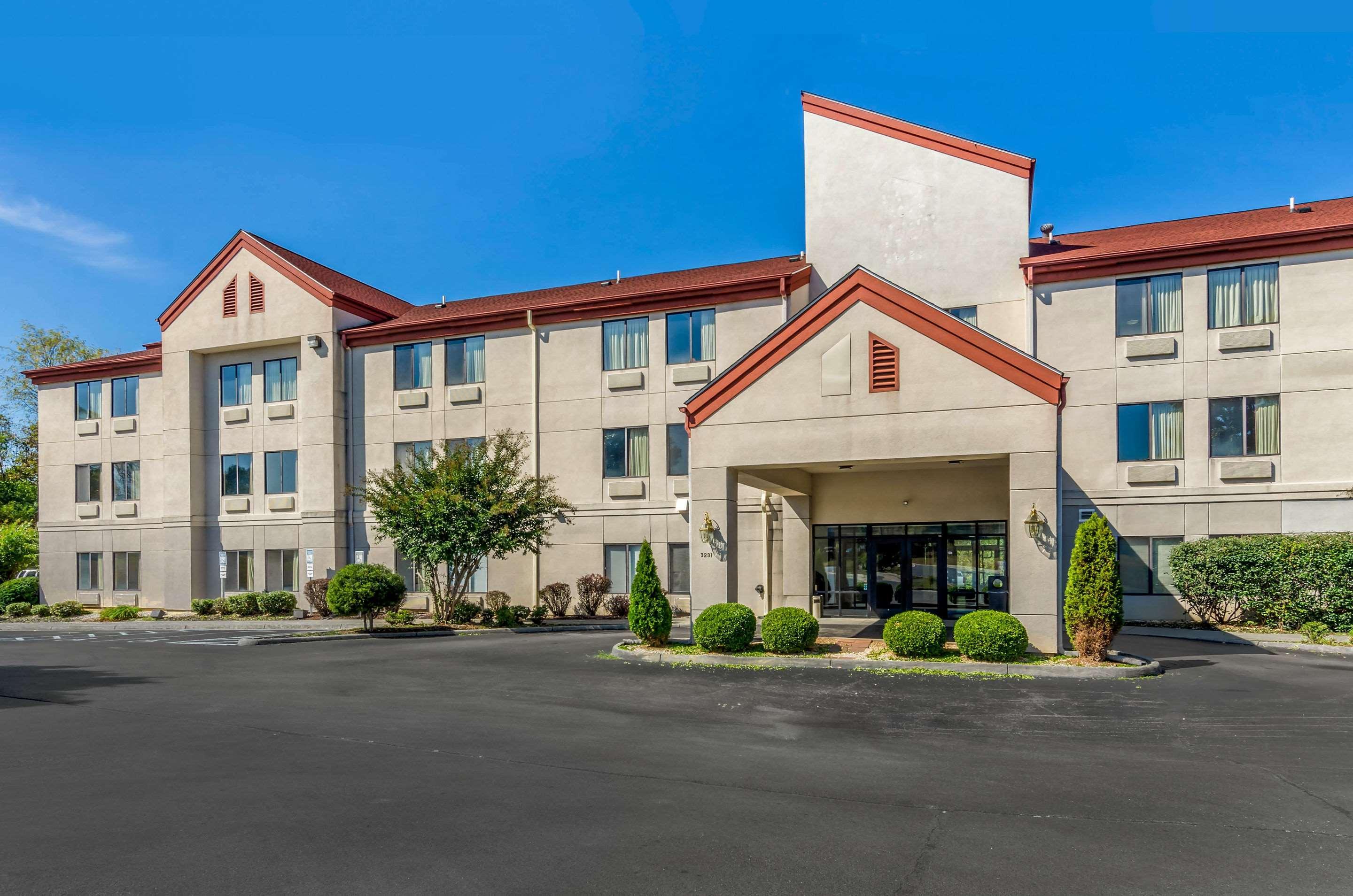 Comfort Inn & Suites Troutville - Roanoke North - Daleville Exterior foto